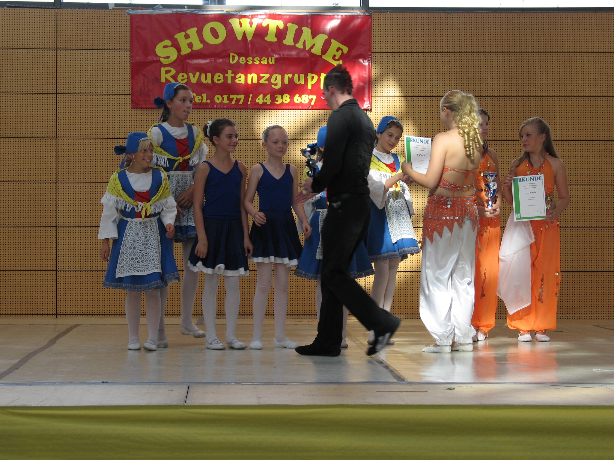 Dessau-Rolauer Tanzwettbewerb:  019. 2.Platz Folklore Altersklasse A 